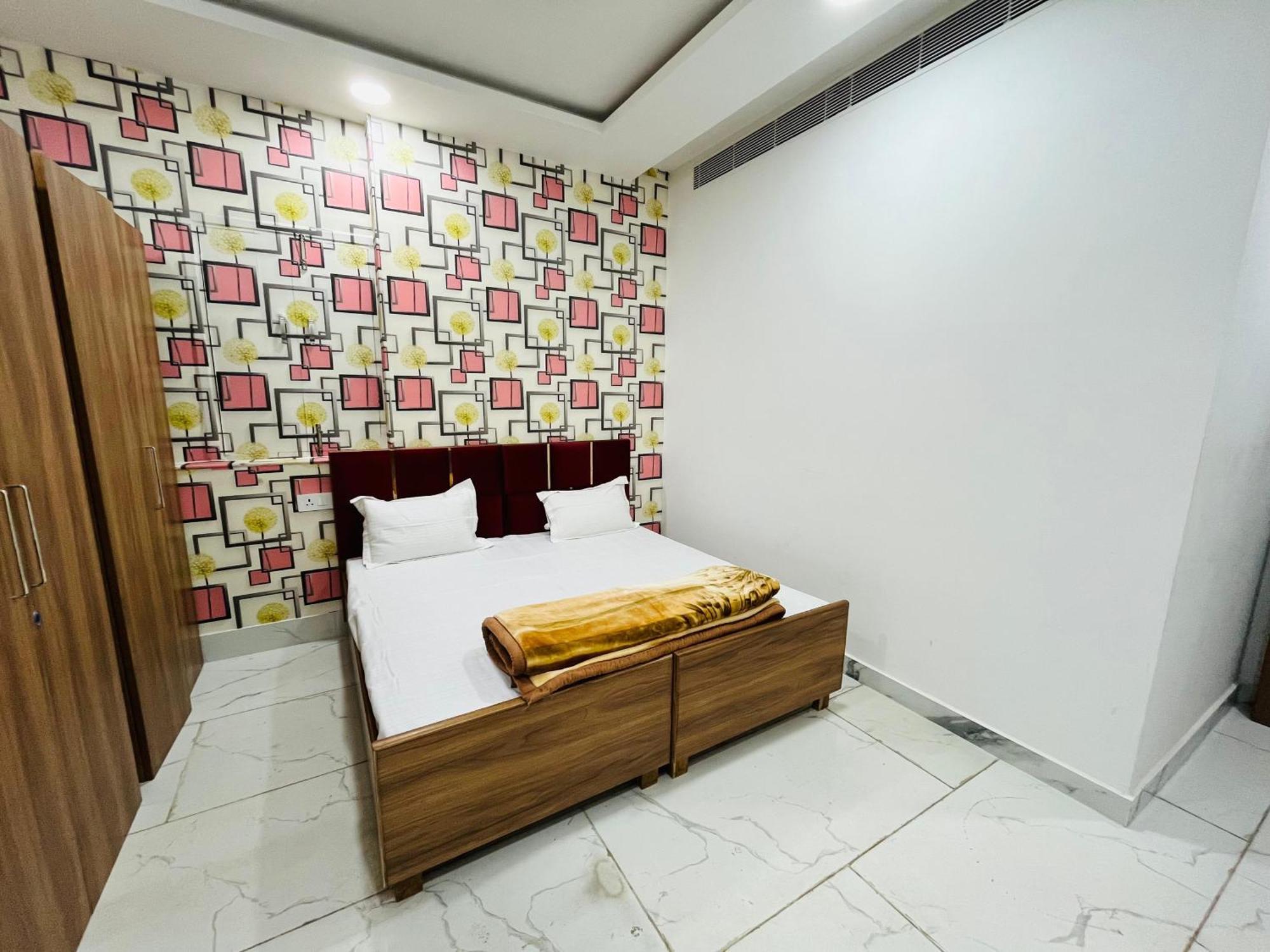 Townhouse Happy Habitat Guest House Greater Noida Buitenkant foto