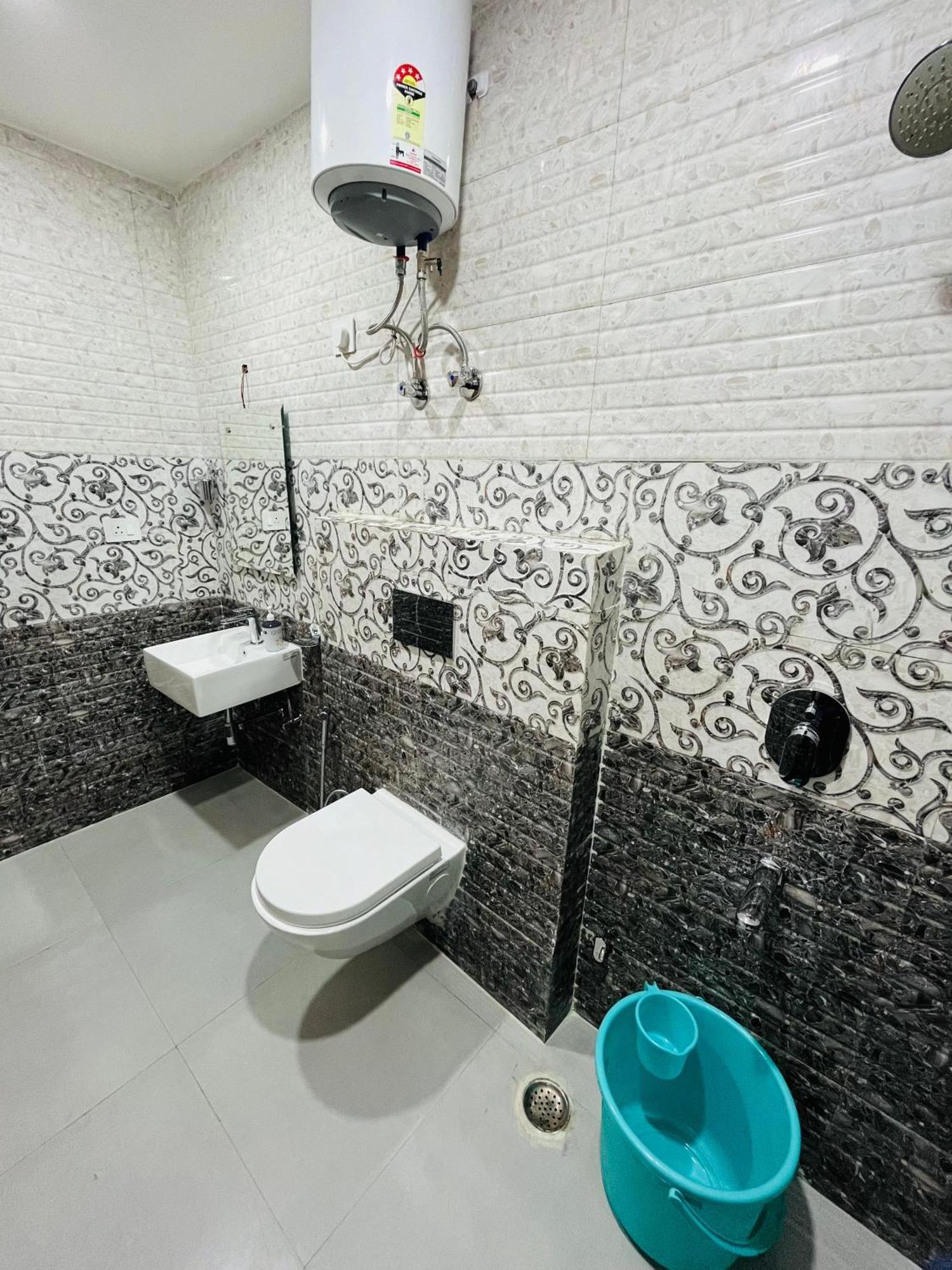 Townhouse Happy Habitat Guest House Greater Noida Buitenkant foto